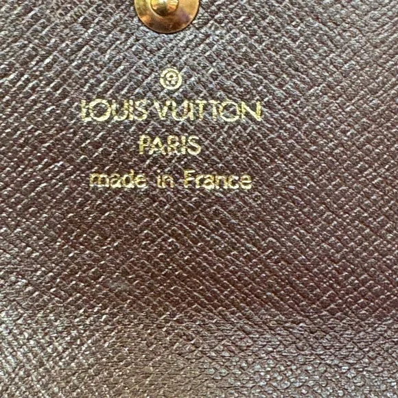 Louis Vuitton Brown Checkered Wallet - Picture 4 of 9